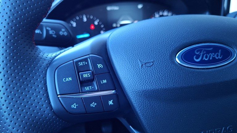 2022 Ford Focus — fotografija 17