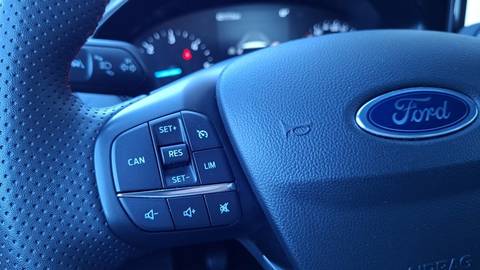 2022 Ford Focus — sličica 17