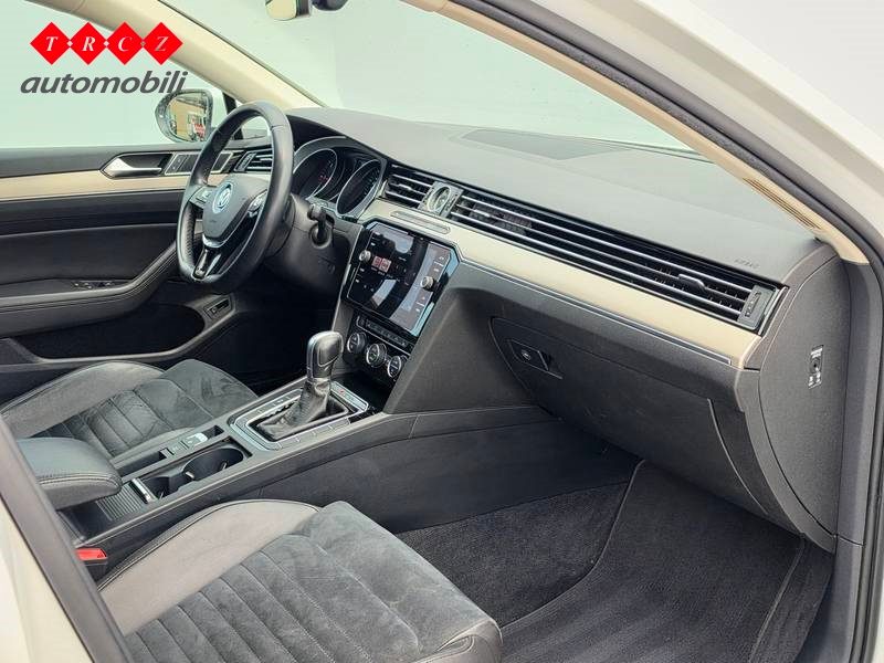 2019 Volkswagen Passat — fotografija 6