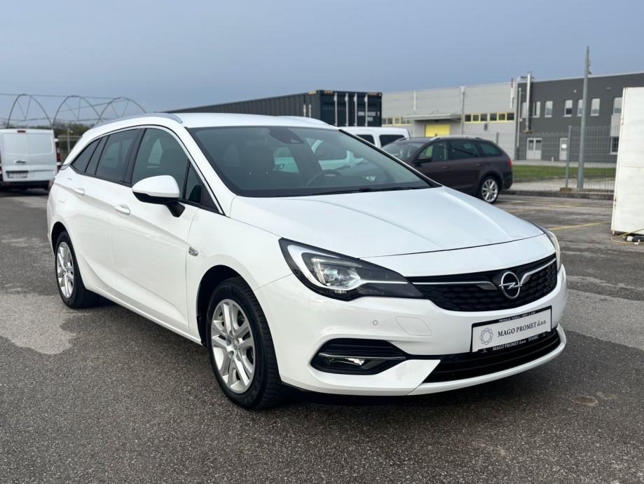 2020 Opel Astra — fotografija 3