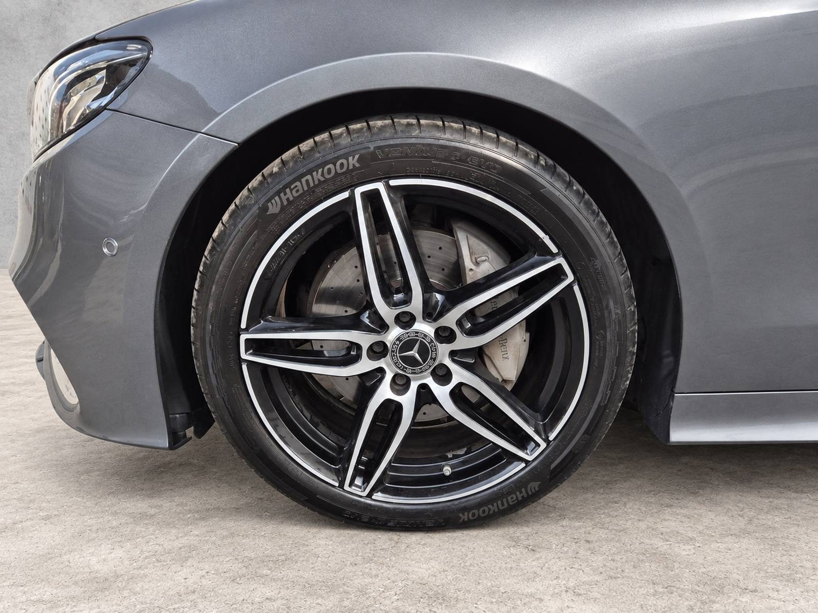 2019 Mercedes-Benz E-klasa — fotografija 24