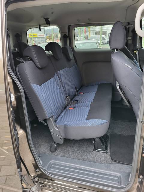 2013 Nissan Nv200 — sličica 24