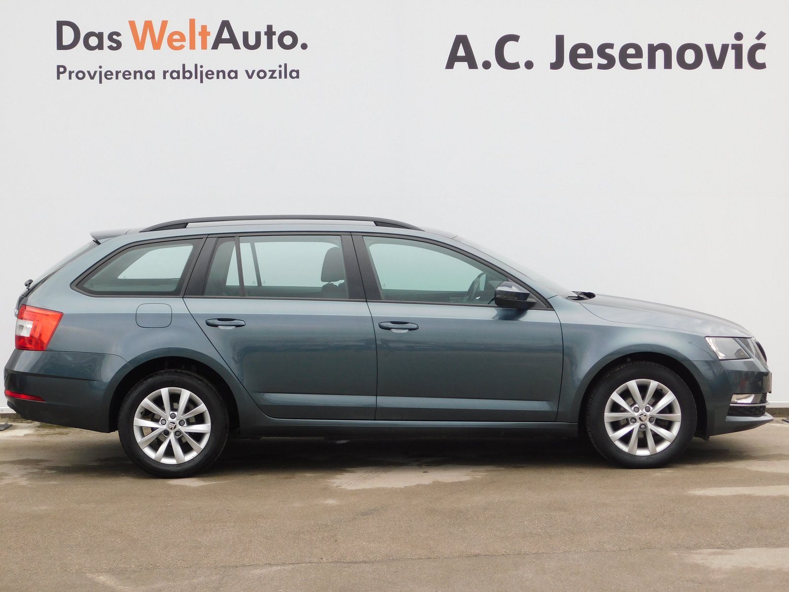 2017 Škoda Octavia Combi — fotografija 4