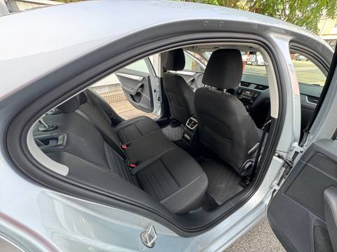 2019 Škoda Octavia — sličica 13