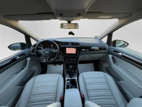 2018 Volkswagen Touran Highline — sličica 17