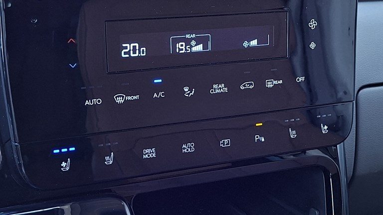2023 Hyundai Staria — fotografija 20