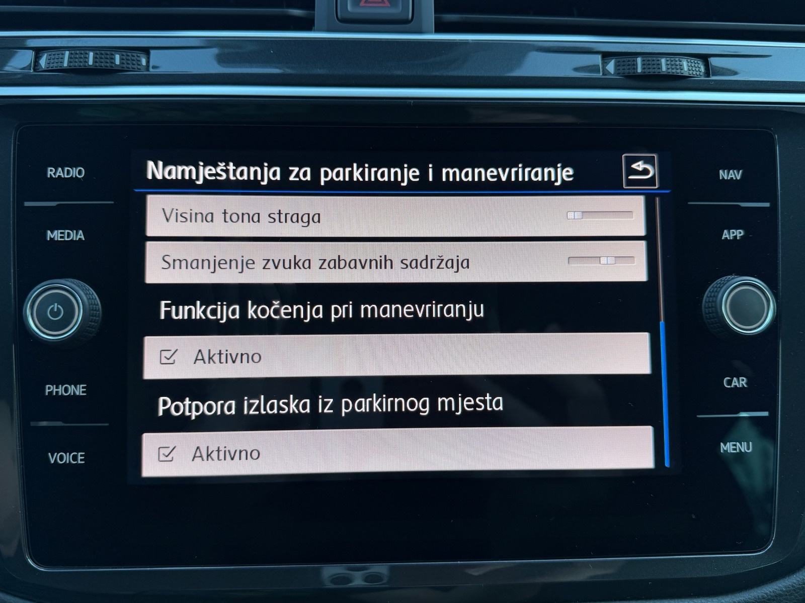 2020 Volkswagen Tiguan — fotografija 25