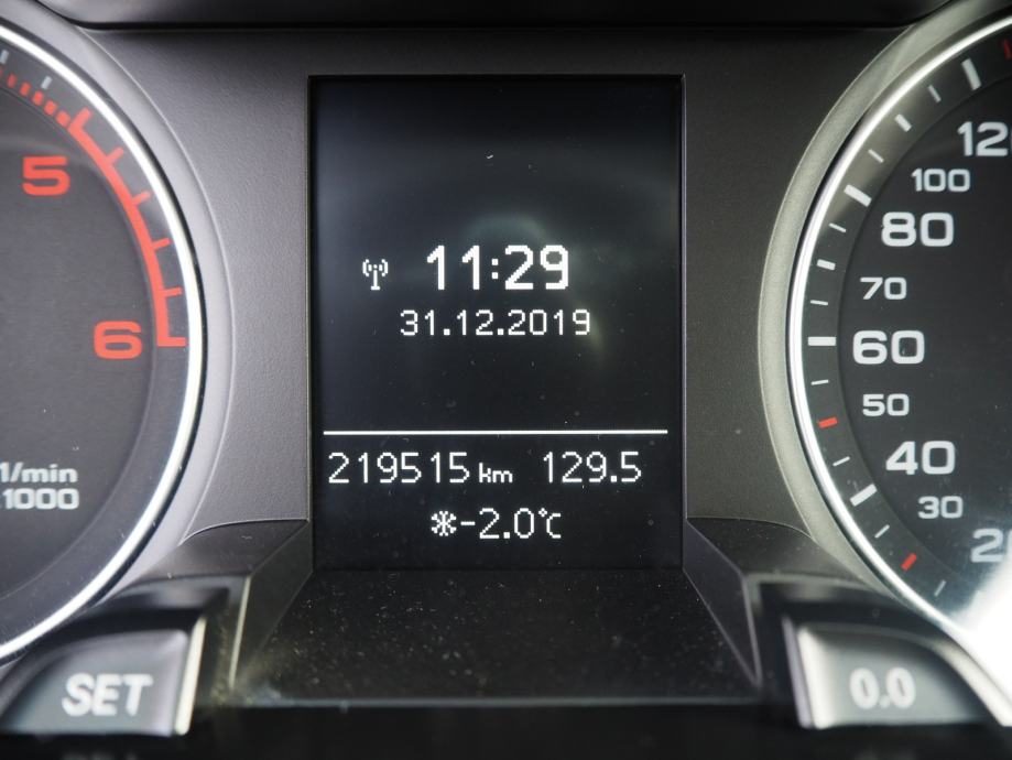 2014 Audi A4 — fotografija 19