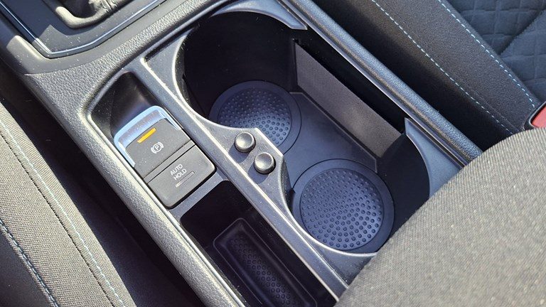 2020 Volkswagen Touran — fotografija 15
