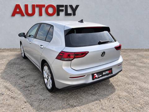 2021 Volkswagen Golf VIII — sličica 6