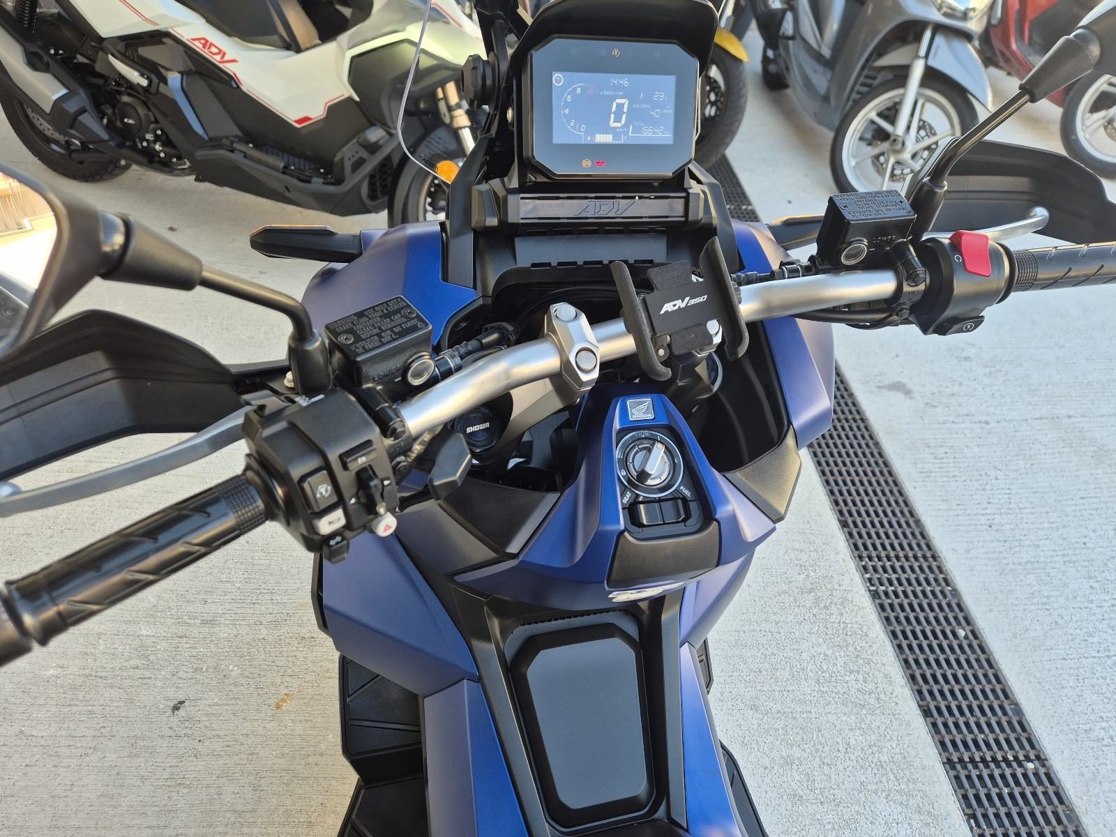 2024 Honda ADV350A — fotografija 11