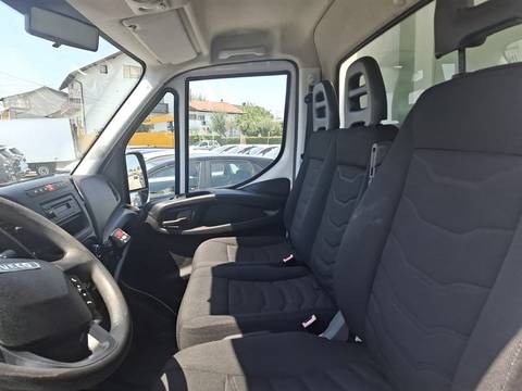 2016 Iveco Daily — sličica 12
