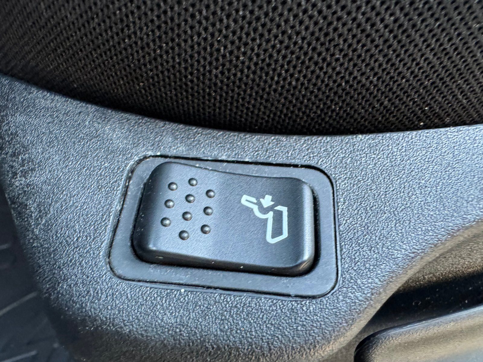 2022 Jeep Renegade — fotografija 10