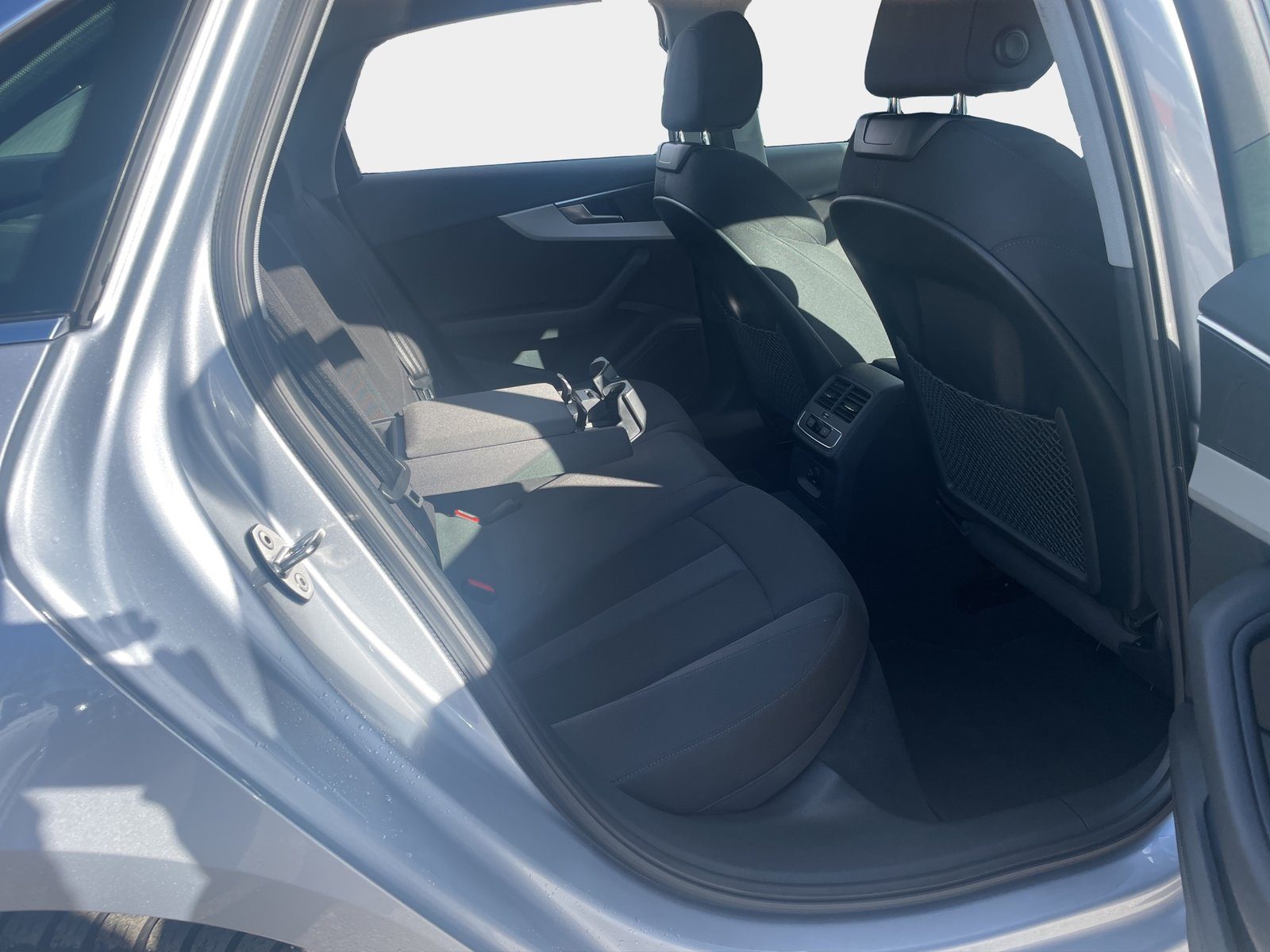 2023 Audi A4 — fotografija 17