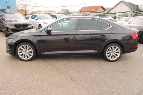 2023 Škoda Superb — sličica 8