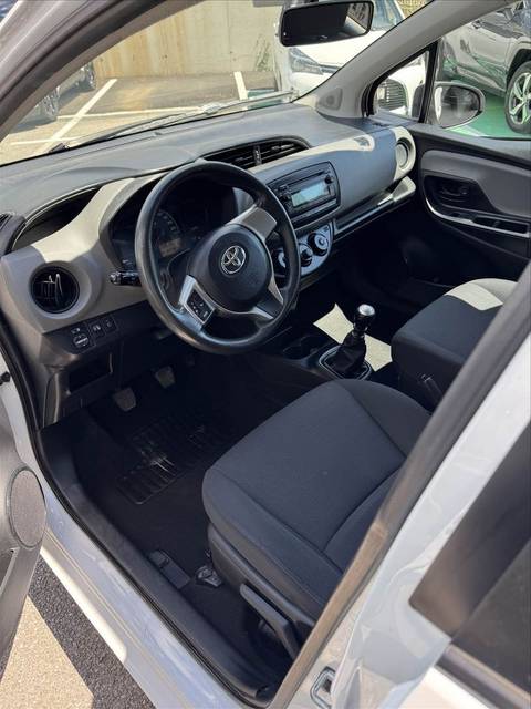 2016 Toyota Yaris — sličica 4