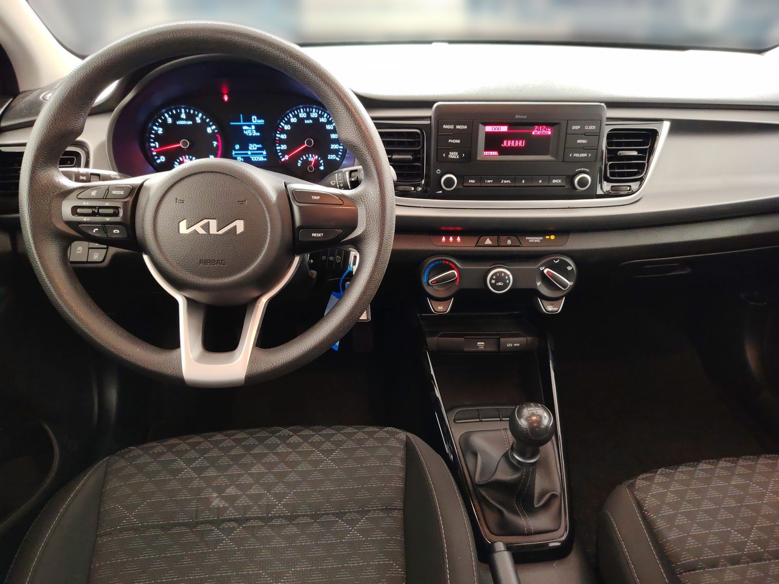 2022 Kia Rio — fotografija 19