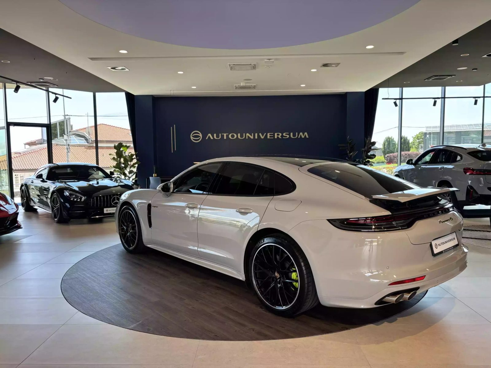 2021 Porsche Panamera — fotografija 6