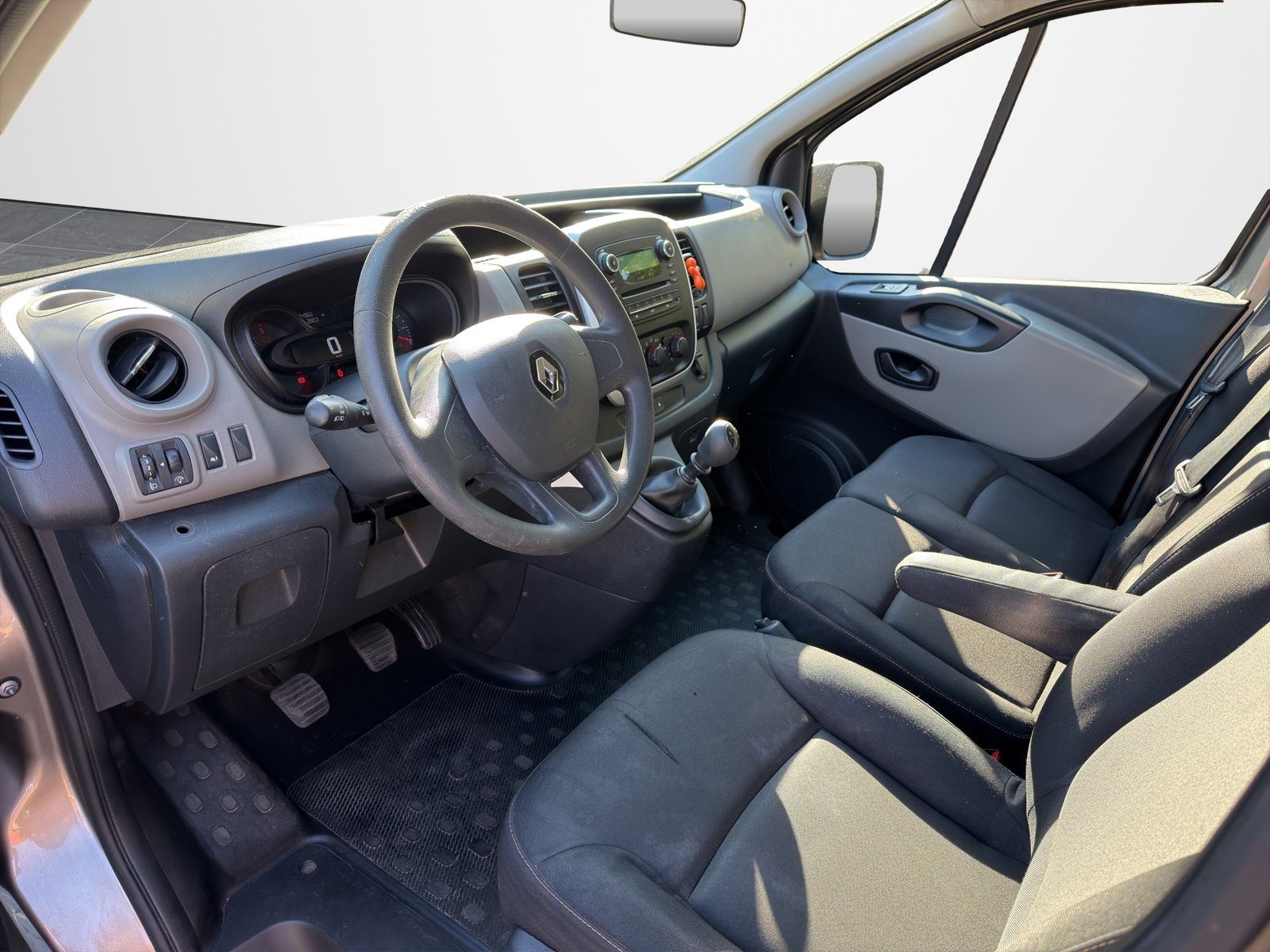 2019 Renault Trafic — fotografija 7