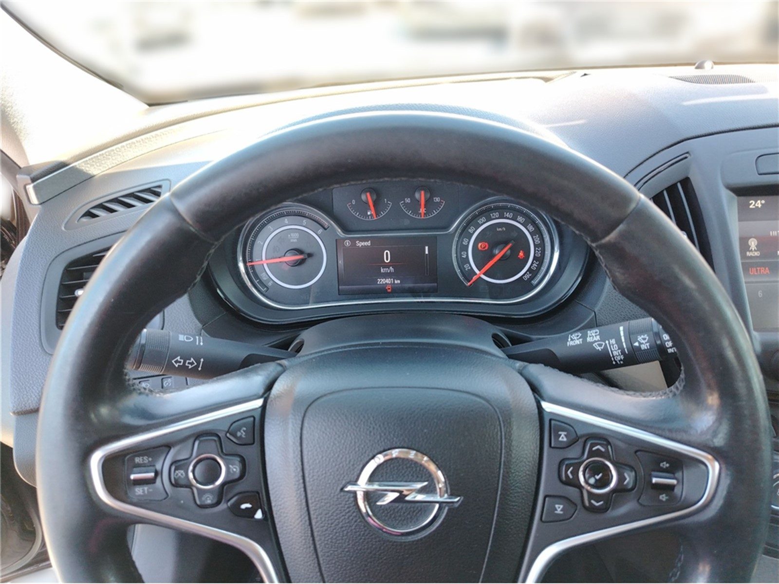 2017 Opel Insignia — fotografija 8