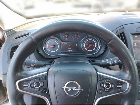 2017 Opel Insignia — sličica 8
