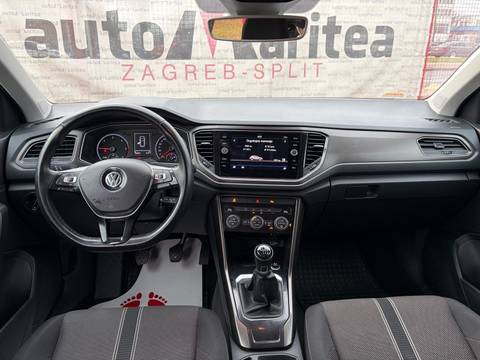 2018 Volkswagen T-Roc — sličica 11
