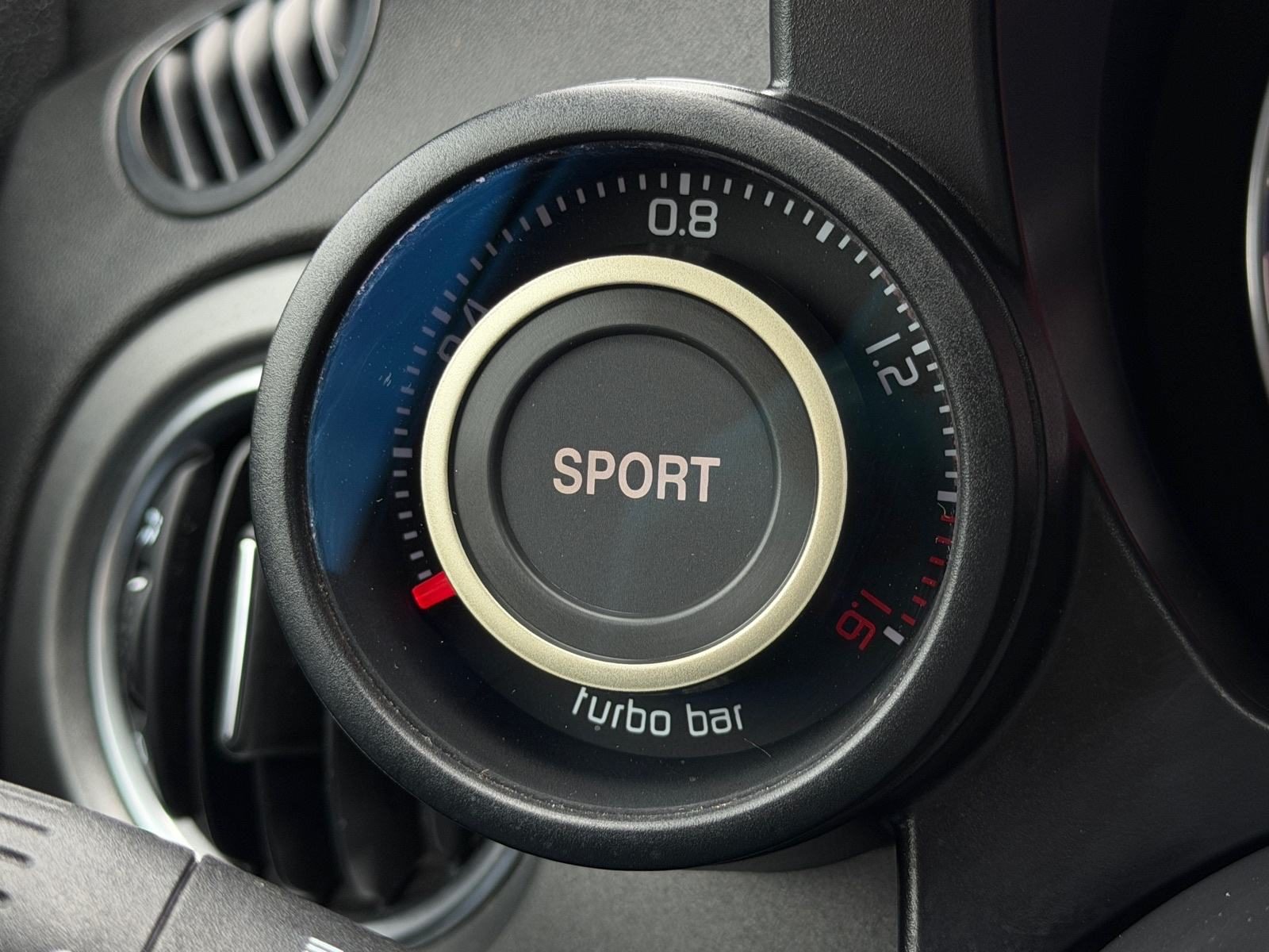 2018 Abarth 595 — fotografija 12