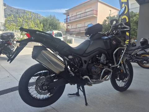 2017 Honda Africa Twin — sličica 16