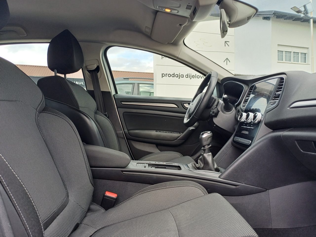 2023 Renault Megane — fotografija 17