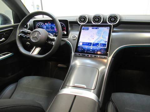 2025 Mercedes-Benz GLC — sličica 14