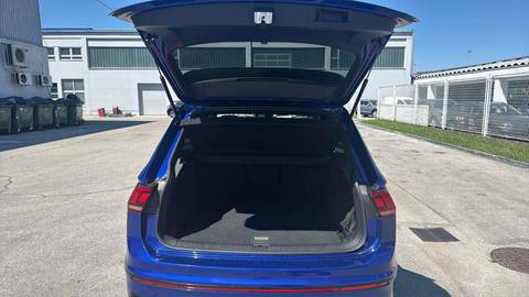 2022 Volkswagen Tiguan — sličica 12
