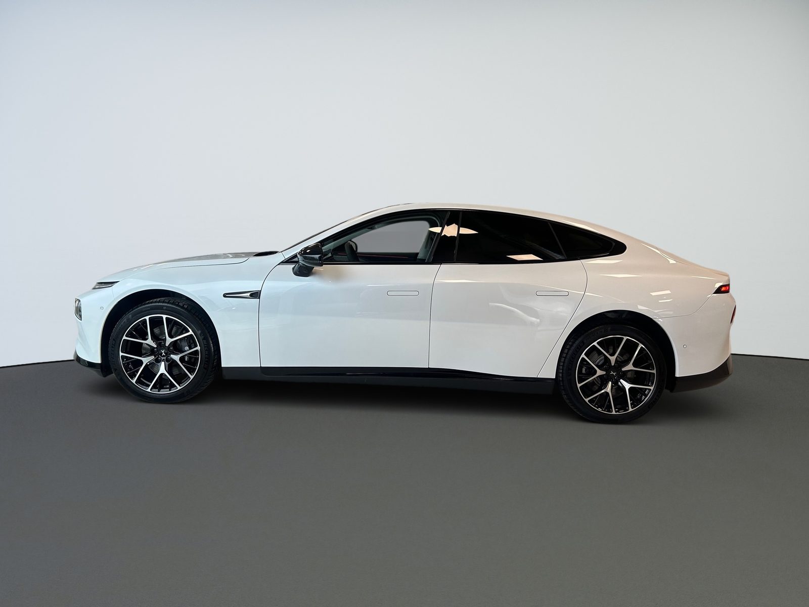 2025 XPENG P7 — fotografija 8