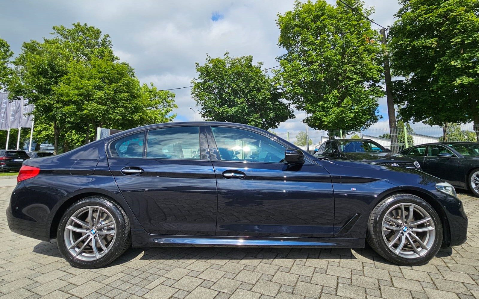 2018 BMW Serija 5 — fotografija 8