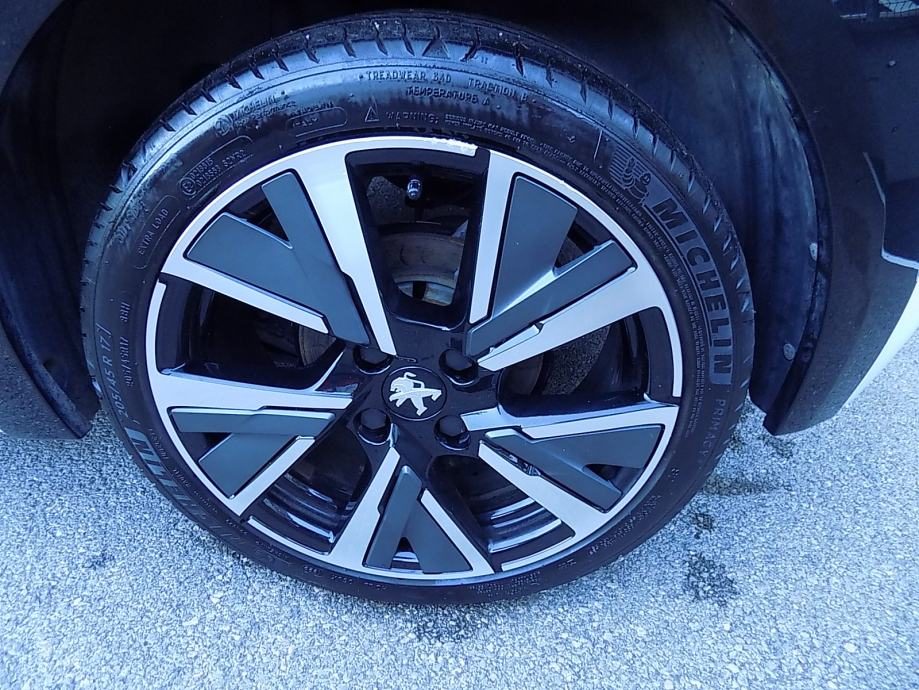2022 Peugeot 208 — fotografija 16