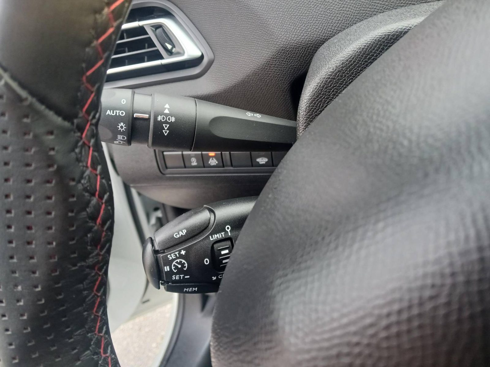 2020 Peugeot 308 SW — fotografija 18