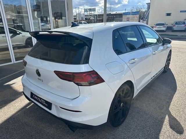 2022 Volkswagen Golf — fotografija 3