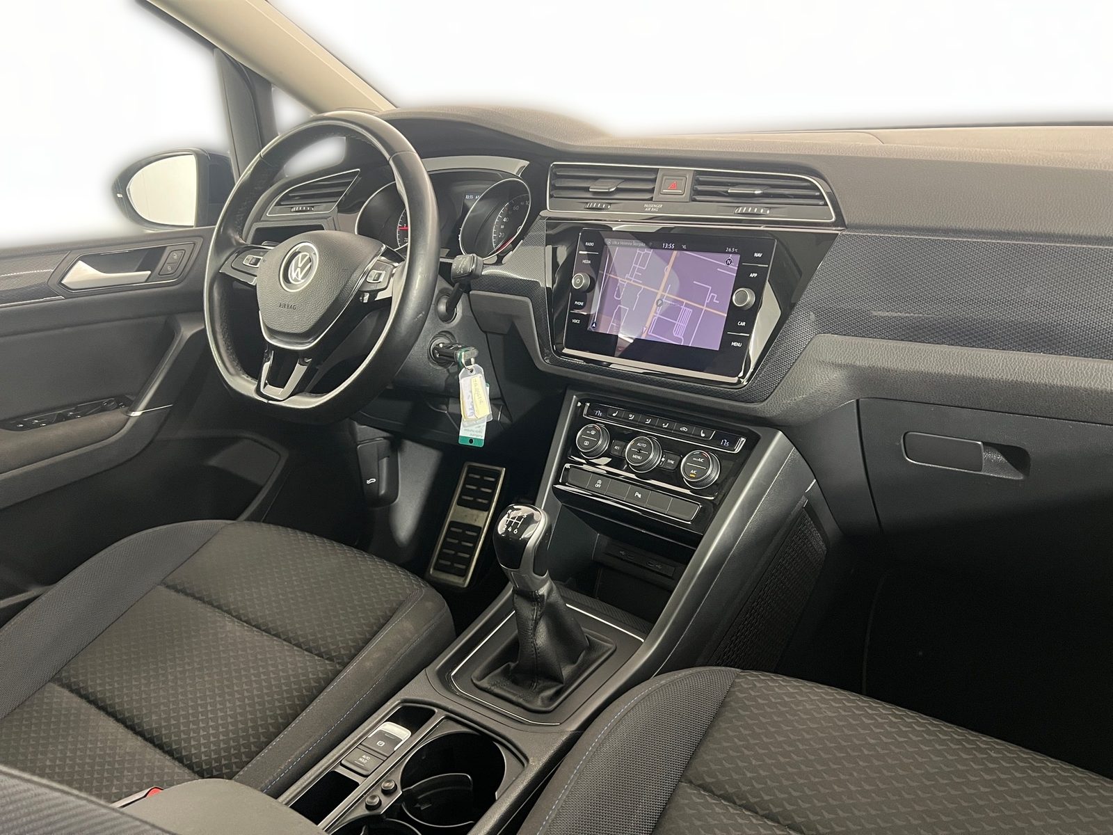 2020 Volkswagen Touran — fotografija 20