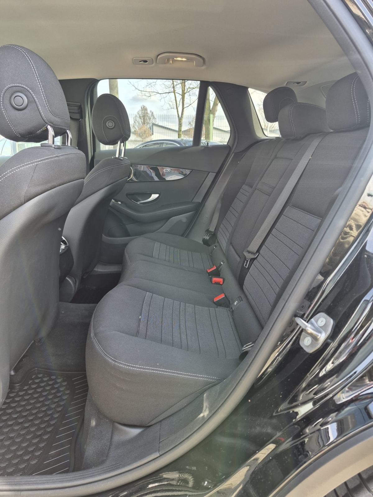 2020 Mercedes-Benz GLC — fotografija 20