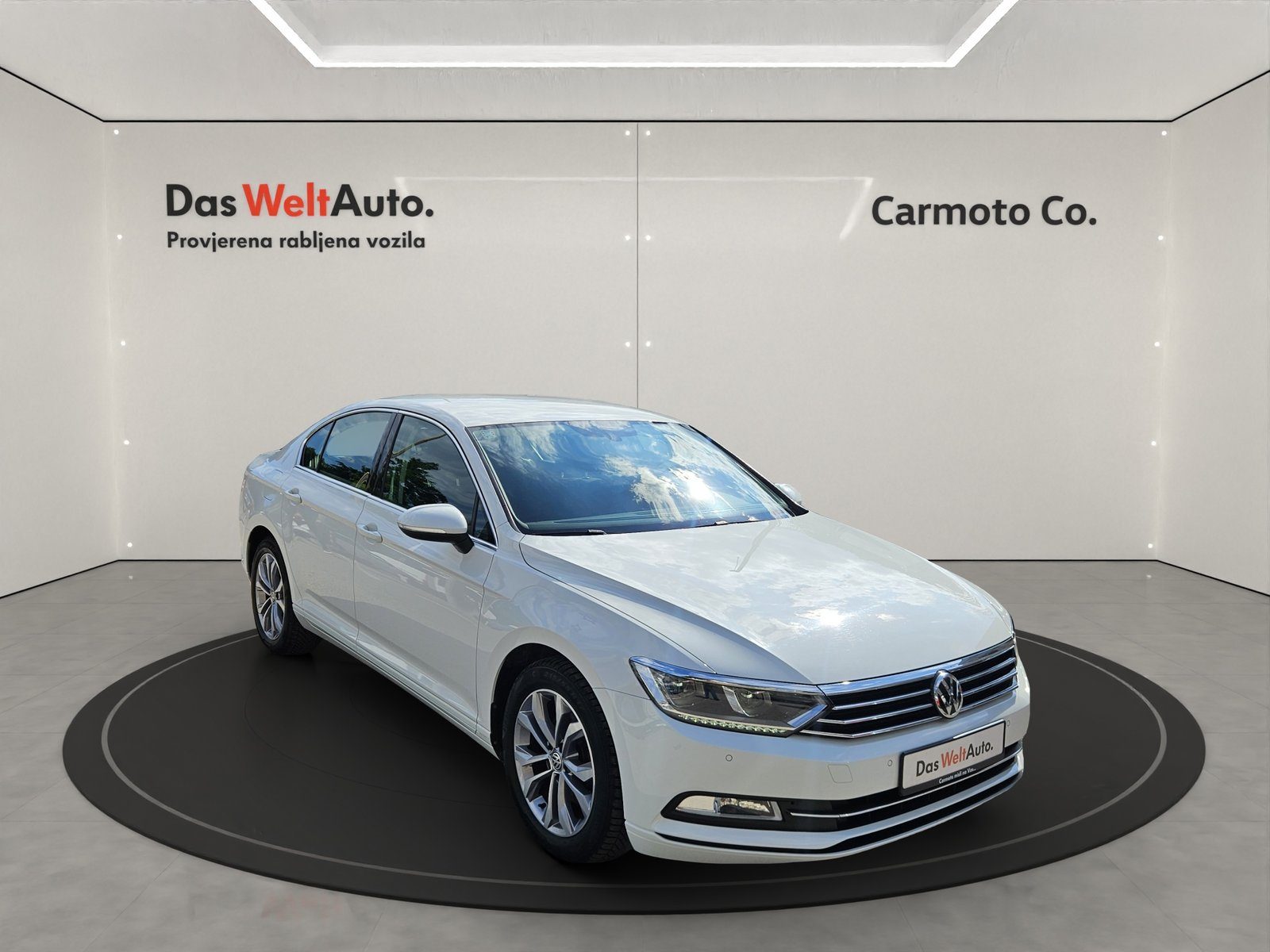 2019 Volkswagen Passat — fotografija 7