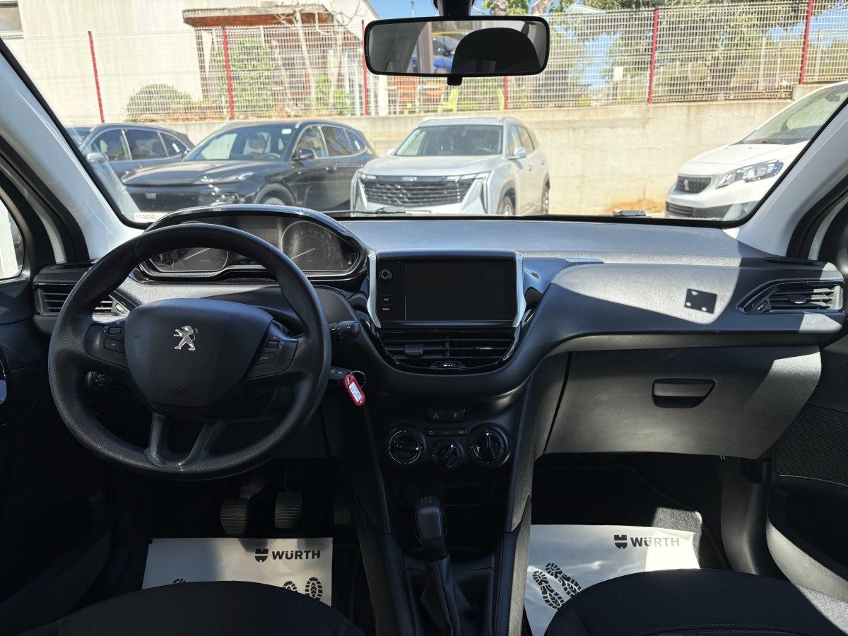 2020 Peugeot 208 — fotografija 9