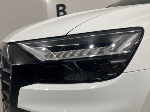 2018 Audi Q8 — sličica 10