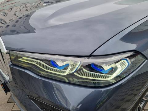 2020 BMW X7 — sličica 30