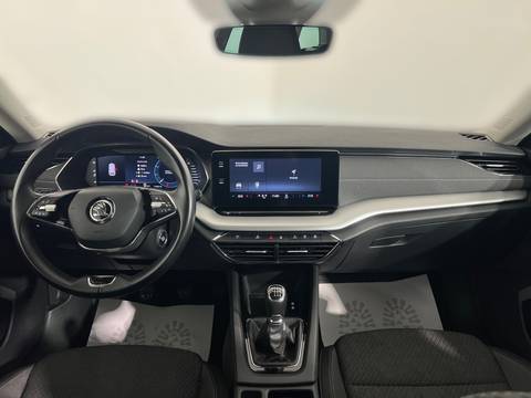 2022 Škoda Octavia Combi — sličica 19