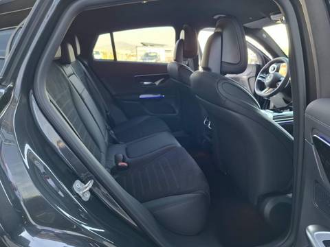 2026 Mercedes-Benz GLC — sličica 18