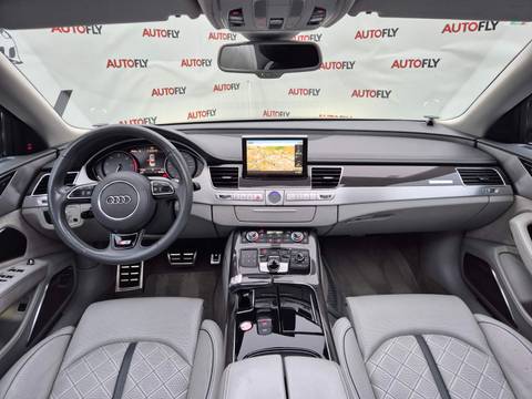 2012 Audi S8 — sličica 12