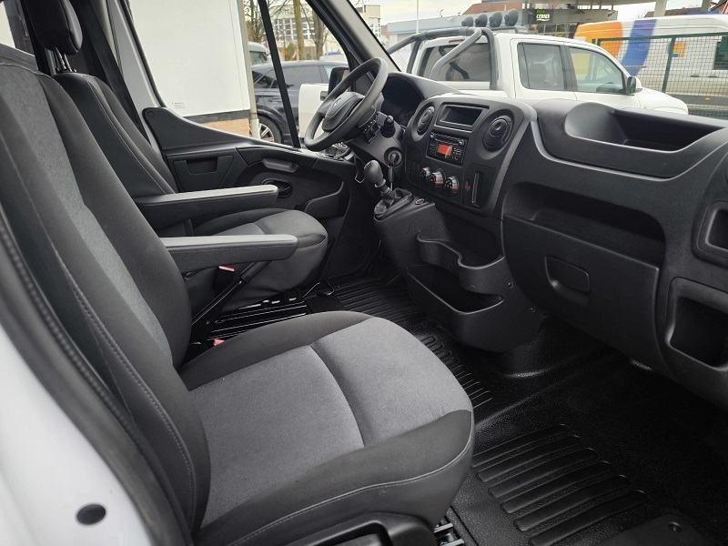 2019 Renault Master — fotografija 17