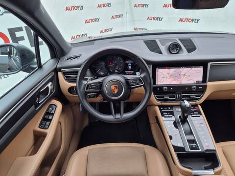 2022 Porsche Macan — sličica 16
