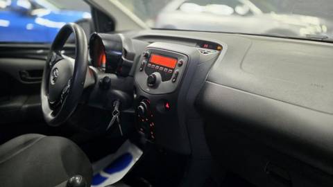 2022 Toyota Aygo — sličica 22