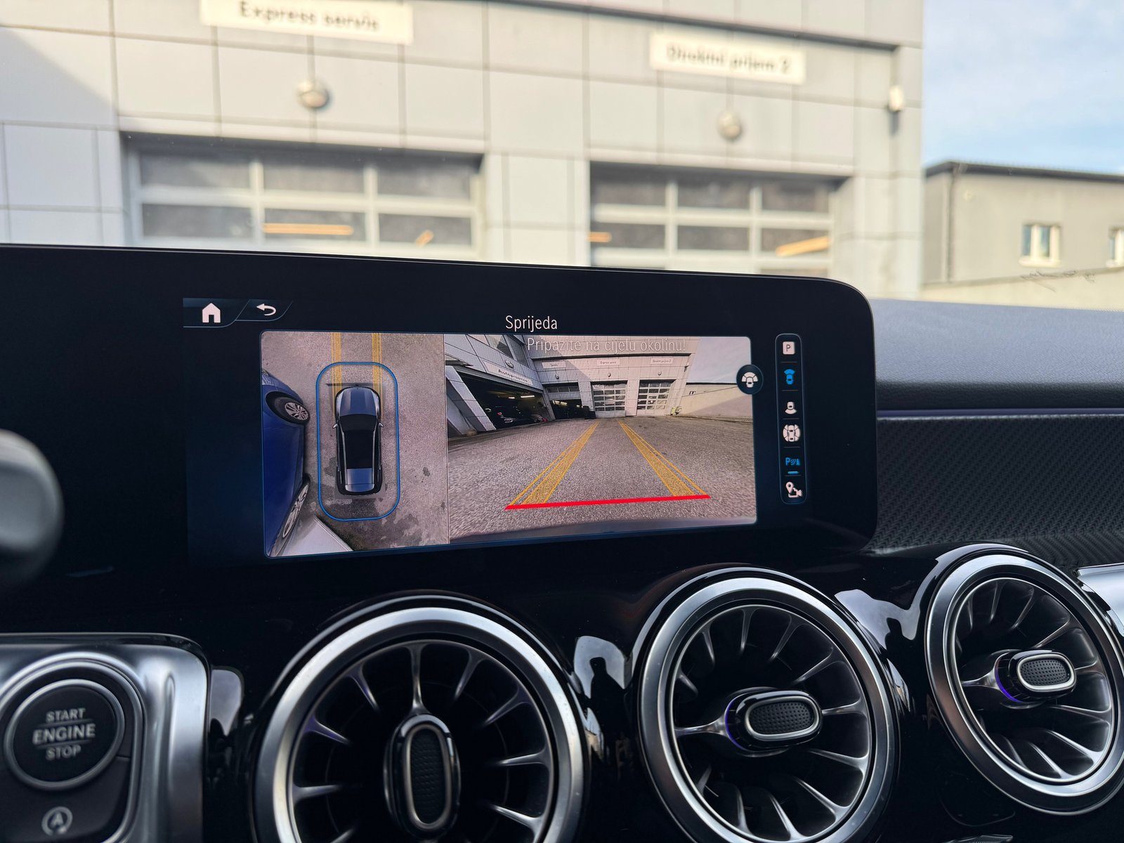 2024 Mercedes-Benz GLB — fotografija 12