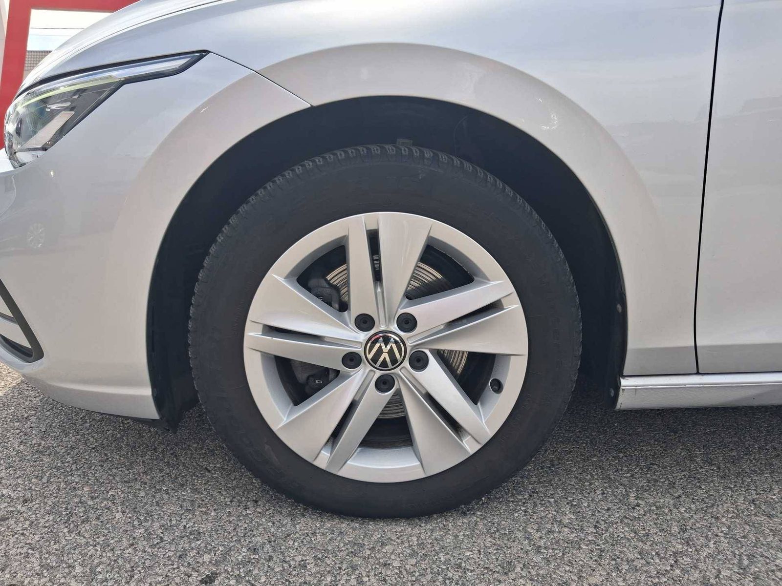 2024 Volkswagen Golf — fotografija 15